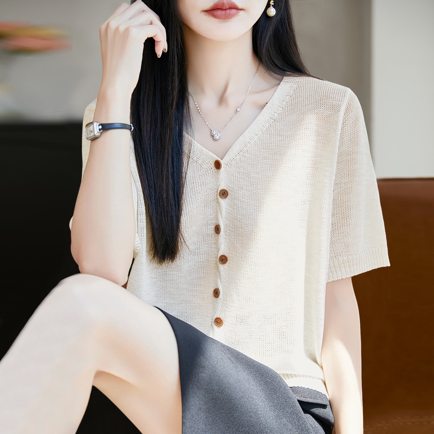 màu trắng ngà