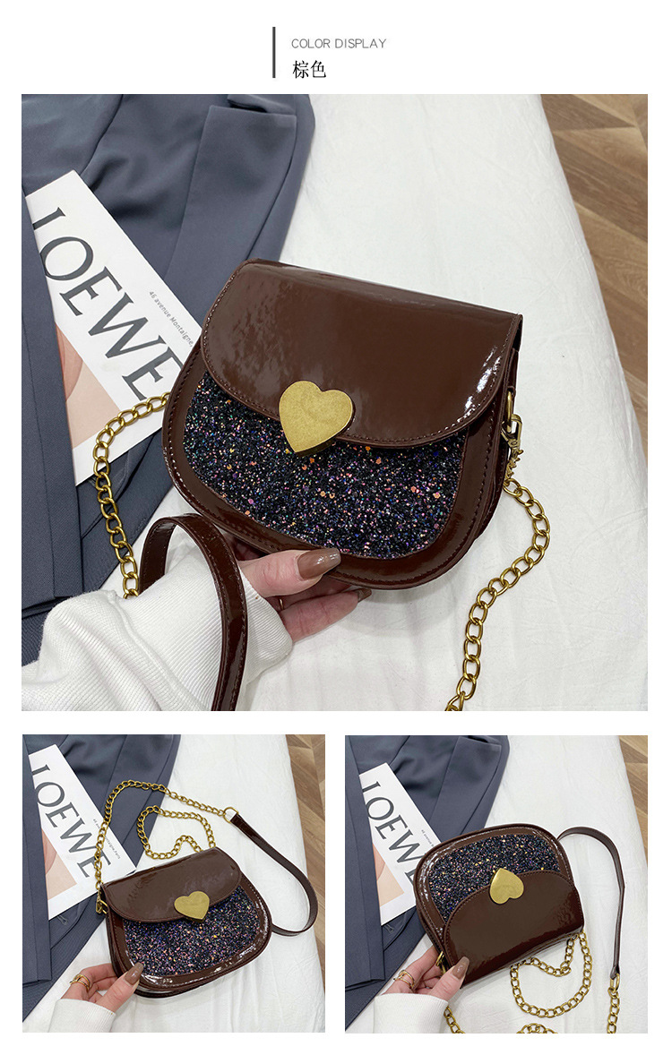 Korean Fashion Chain Messenger Bag display picture 7