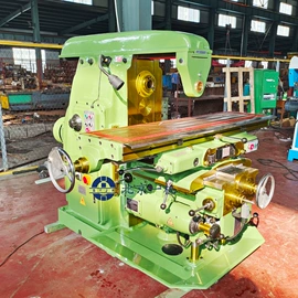 铣床;加工中心;数控机床