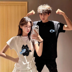 サマースーツ2025新作夏ニッチノンコリジョンモデル右肩スリム半袖Tシャツカップル向けの異なるスタイル