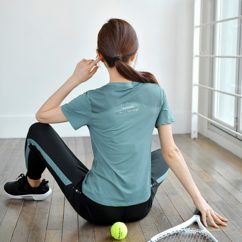 여름철 여성용 속건성 의류 런닝 루즈 요가복 2023 하이엔드 프로페셔널 모닝 스포츠웨어 슈트 짐 패션