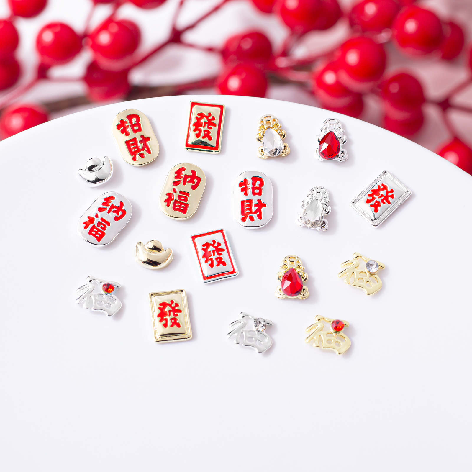 Festive accessory for manicure