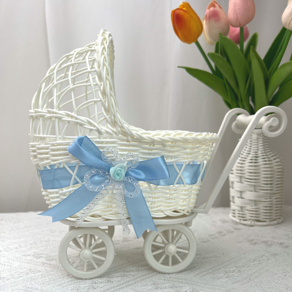 Cochecito Decorativo de Ratán de Plástico para Bodas y Fotografía image 10