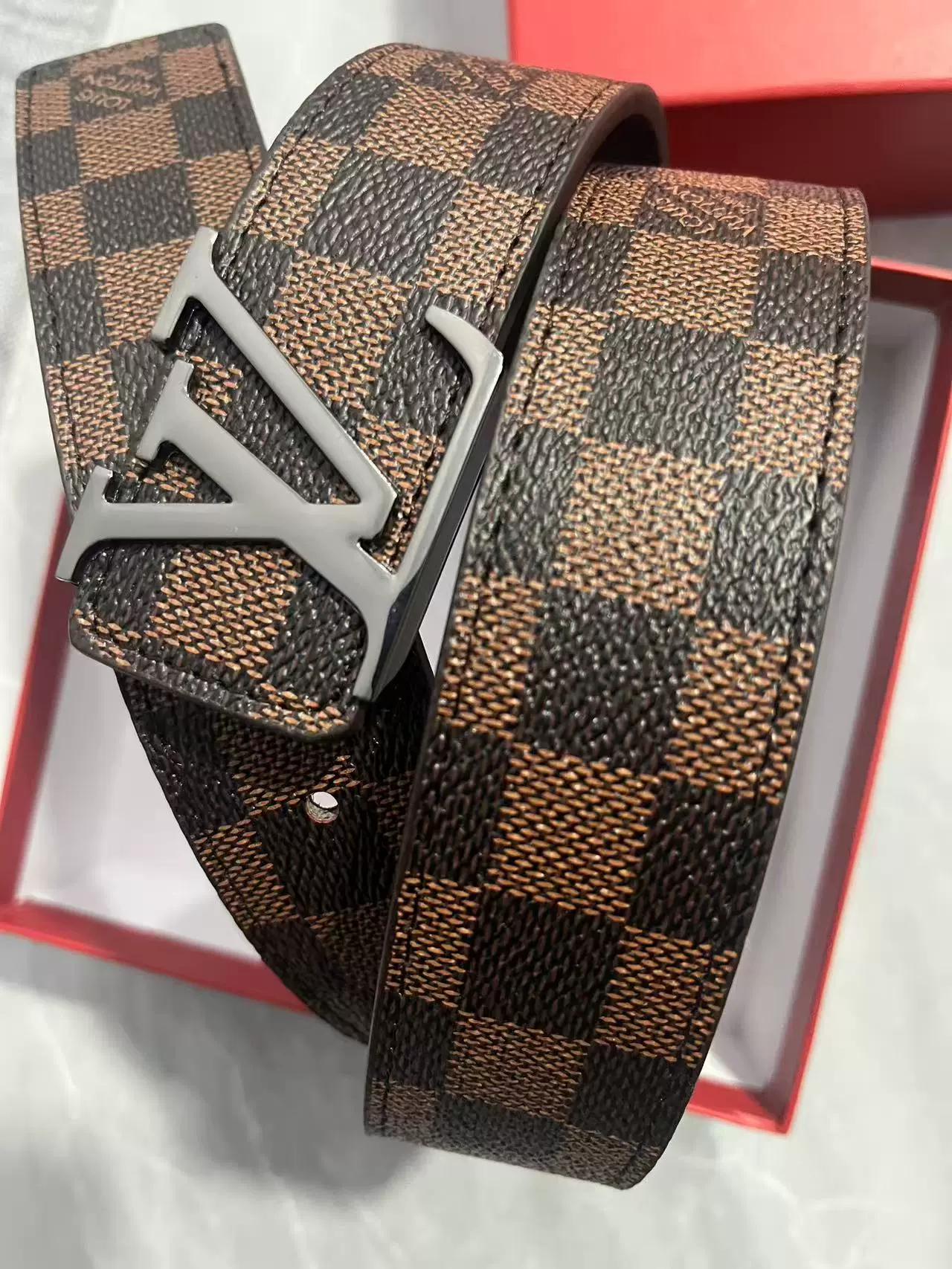 Belt with letters, high-quality style