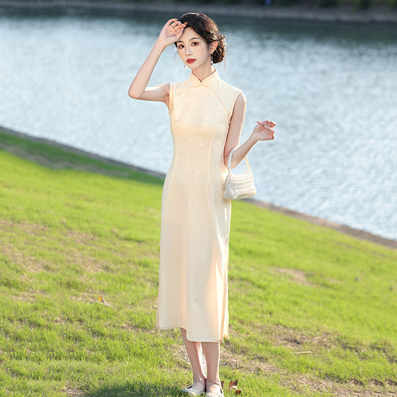 Long summer lightweight retro cheongsam sleevless