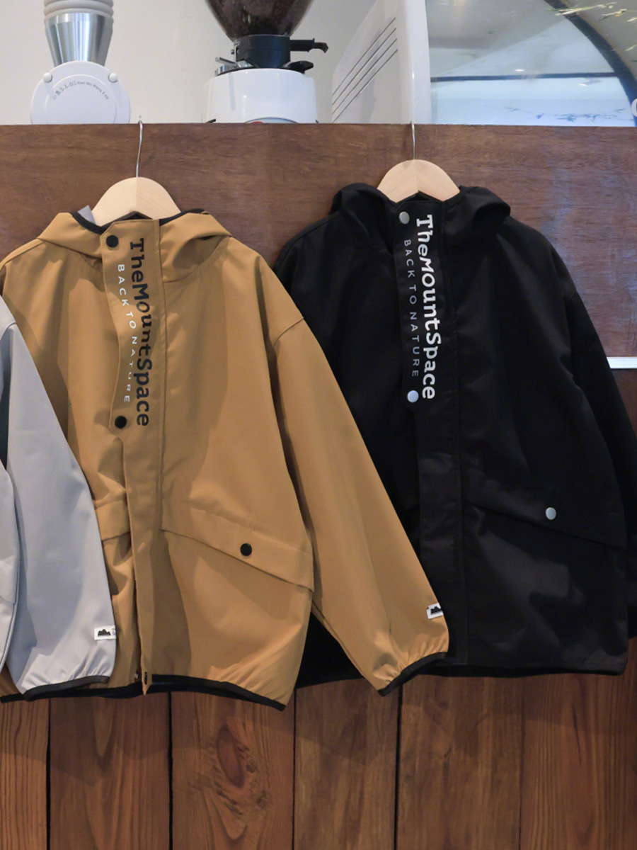 Chaqueta de terciopelo delgada para niños a principios de otoño nuevo chaqueta de asalto caliente para niños al aire libre Casual chaqueta con capuzas de color tierra