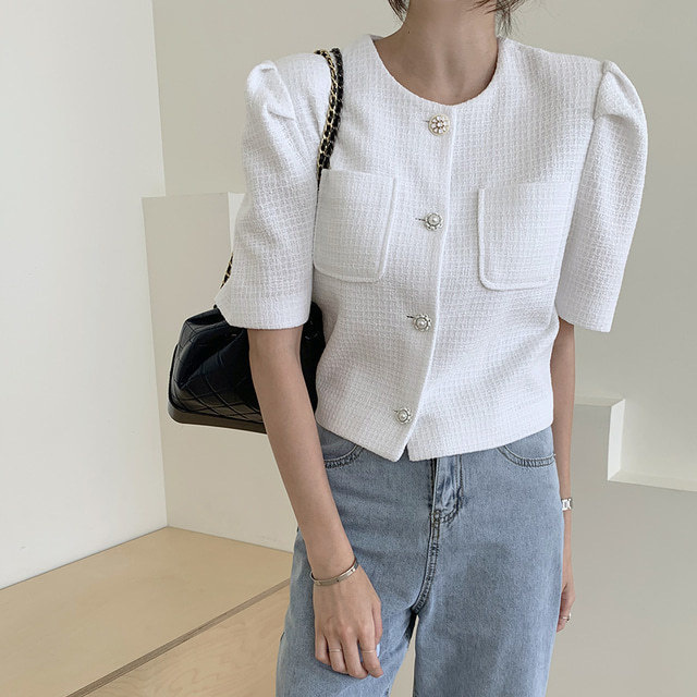 Korean style chic retro Western style bubble sleeve round neck Pearl single breasted jacket short coat top women's