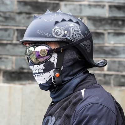 Motorcycle Helmet Half Helmet for Men and Women, Motorcycle Battery Safety Helmet, Spring and Summer Breathable Electric Vehicle Riding Helmet