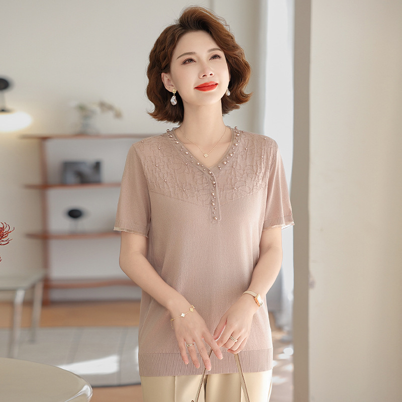 2025 Middle-aged and Elderly Women's Summer New Beaded Knitwear T-shirt Mother's Women's Thin Loose V-neck Short-sleeved Shirt
