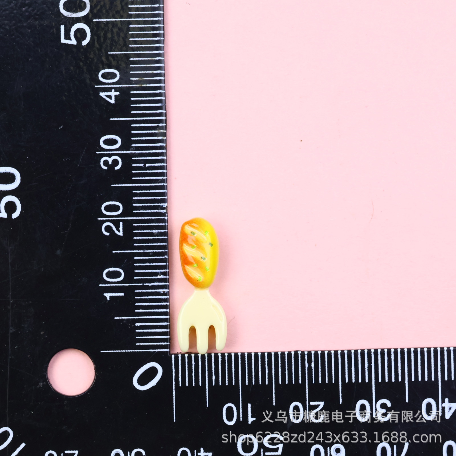 ミニ食人種ナイフフォークスプーン食人種樹脂アクセサリークリームヘアクリップ携帯ケース冷蔵庫キーホルダー