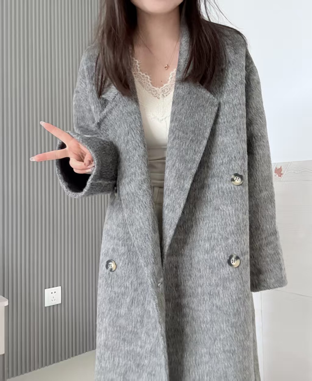 눈송이 회색