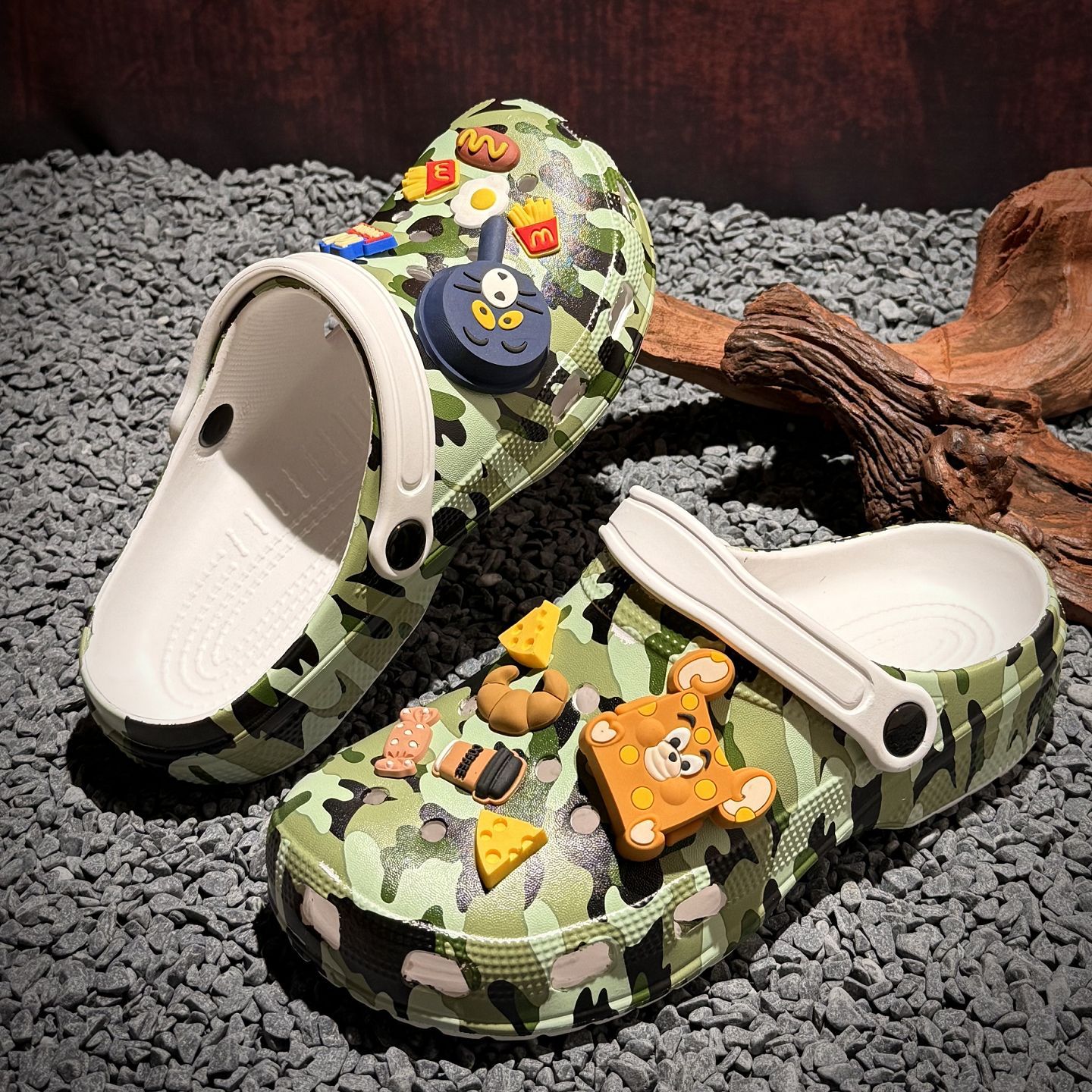 Nuevos zapatos de impresión de camuflaje transfronterizos, zapatos de agujero, zapatos de sandallas de pareja, zapatillas de moda para hombres y mujeres