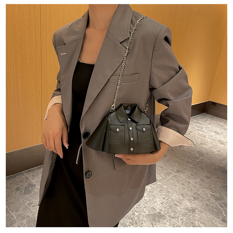 Women's Medium Pu Leather Solid Color Basic Streetwear Square Zipper Shoulder Bag Crossbody Bag Chain Bag display picture 4