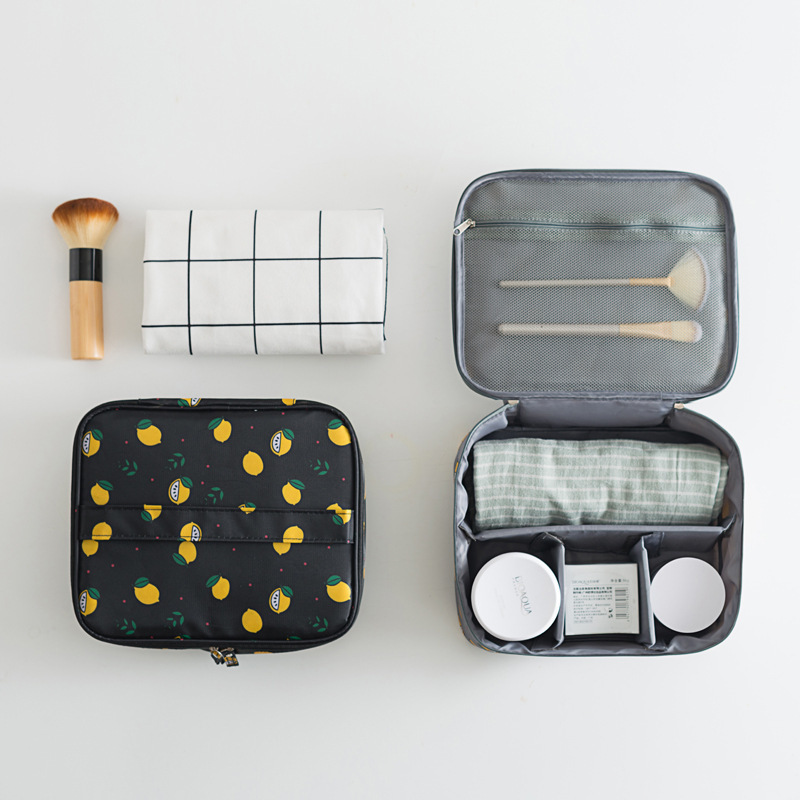 Big handheld organizer bag for traveling
