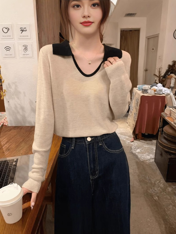 大きいサイズの年齢を減らして色のpolo襟のメリヤスの底のシャツの女性の春秋の太っているmmはやせている洋気の正肩の長袖の上着を現します。|undefined