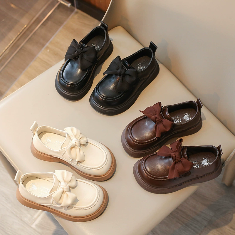 Кожаная обувь для девочек 2024 новые детские одиночные ботинки