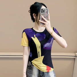 工厂直销2025新款修身网纱印定位花时尚气质圆领短袖T恤女潮上衣