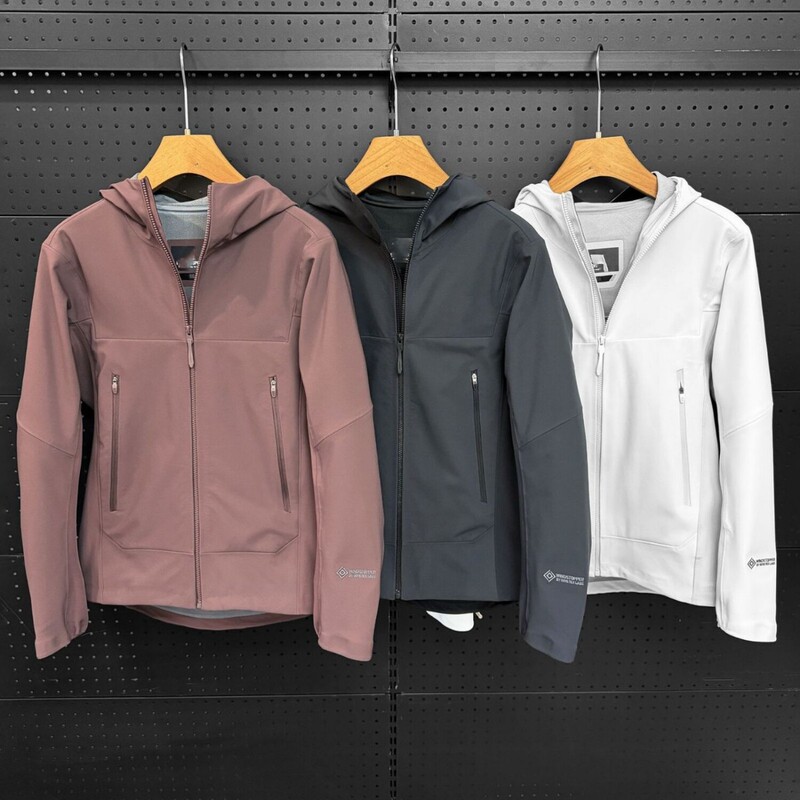2026 new men's two-tree outdoor softshell jacket, hooded, casual, sporty, windproof, and waterproof 2026 new men's two-tree outdoor softshell jacket, hooded, casual, sporty, windproof, and waterproof