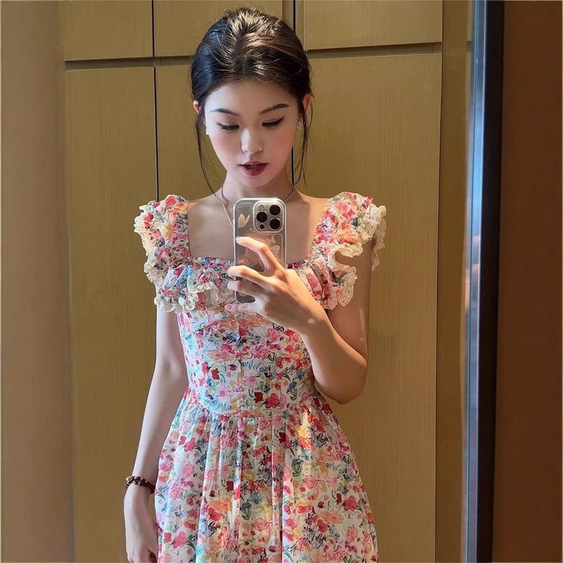 碎花方领连衣裙女夏季新款沙滩裙修身显瘦海边度假休闲法式长裙子|undefined