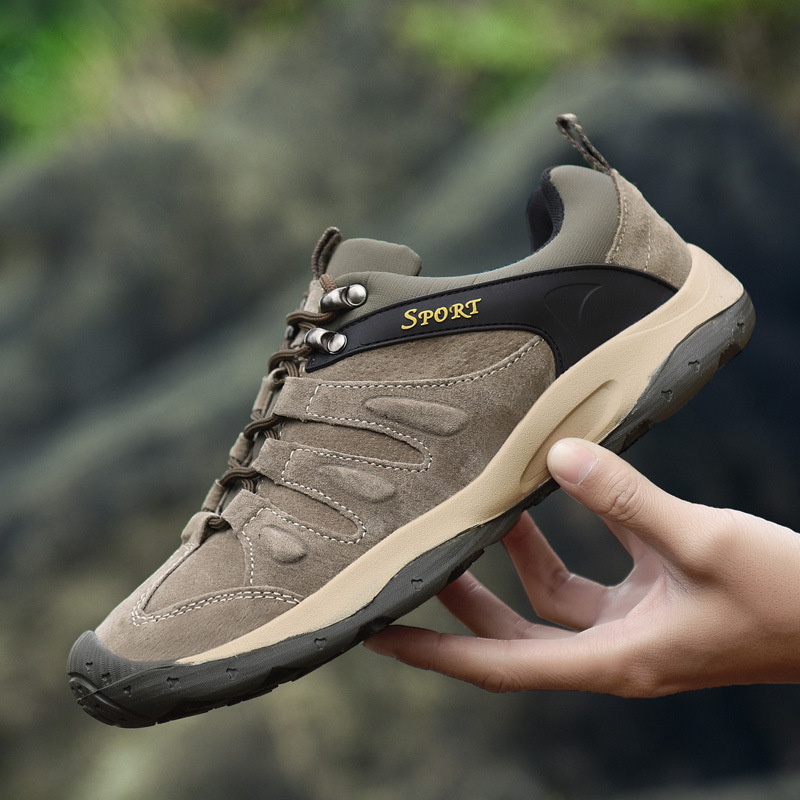 Hiking shoes men's summer breathable outdoor hiking sports Spring and Autumn leather casual shoes middle-aged dad shoes travel shoes Hiking shoes men's summer breathable outdoor hiking sports Spring and Autumn leather casual shoes middle-aged dad shoes travel shoes