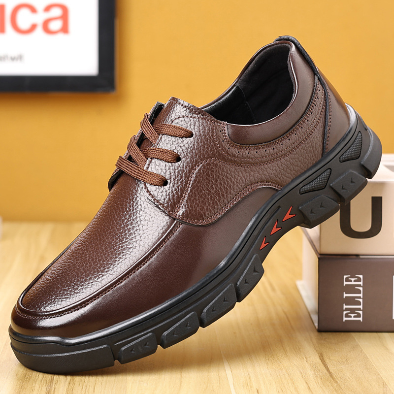 2025 primavera nuevos zapatos de cuero casuales de negocios para hombres zapatos de hombre con punta redonda con cordones de PU zapatos de papá de suela gruesa al por mayor