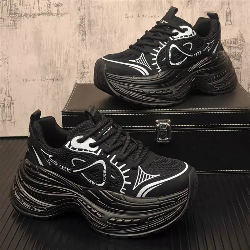 Новая весна 2025 новая толстая подошва 8 см модная мода сетка мужская обувь папы прилив мягкая подошва наружная обувь