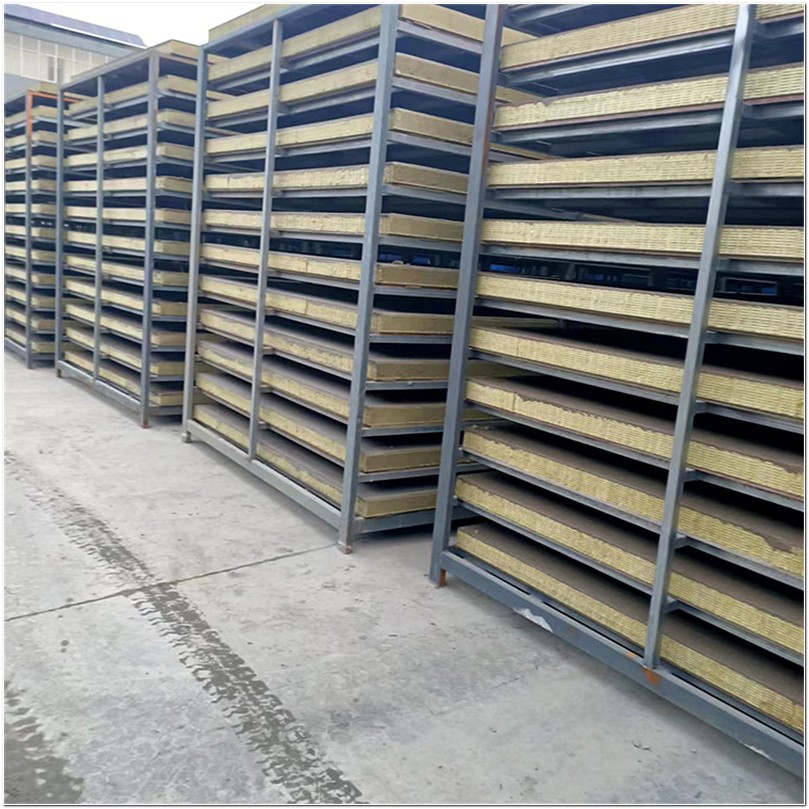 十堰勇士牌浅灰色保温一体板墙体价格 外墙保温装饰板一体板