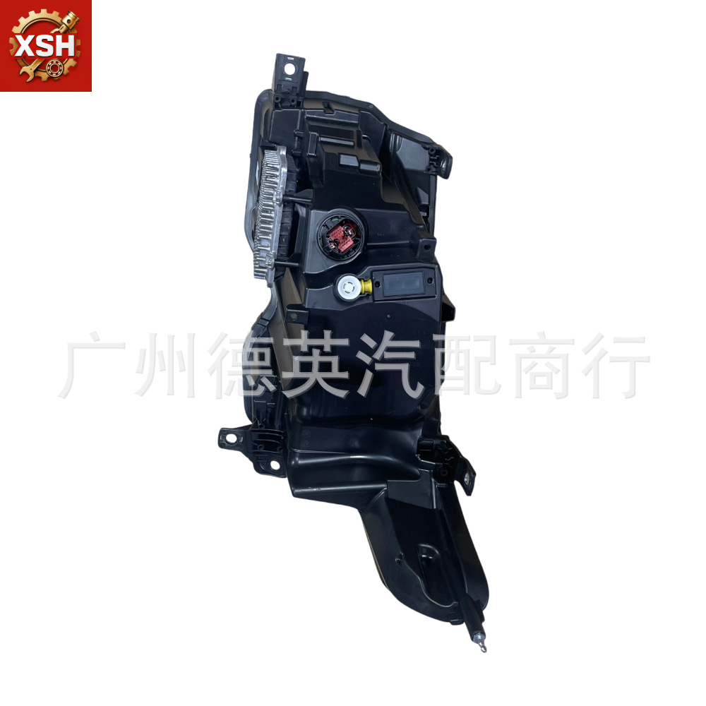 Suitable for Land Rover Range Rover Executive L405 2018-2022, Left and Right Front Headlights, Two Eyes, Chinese Standard Version