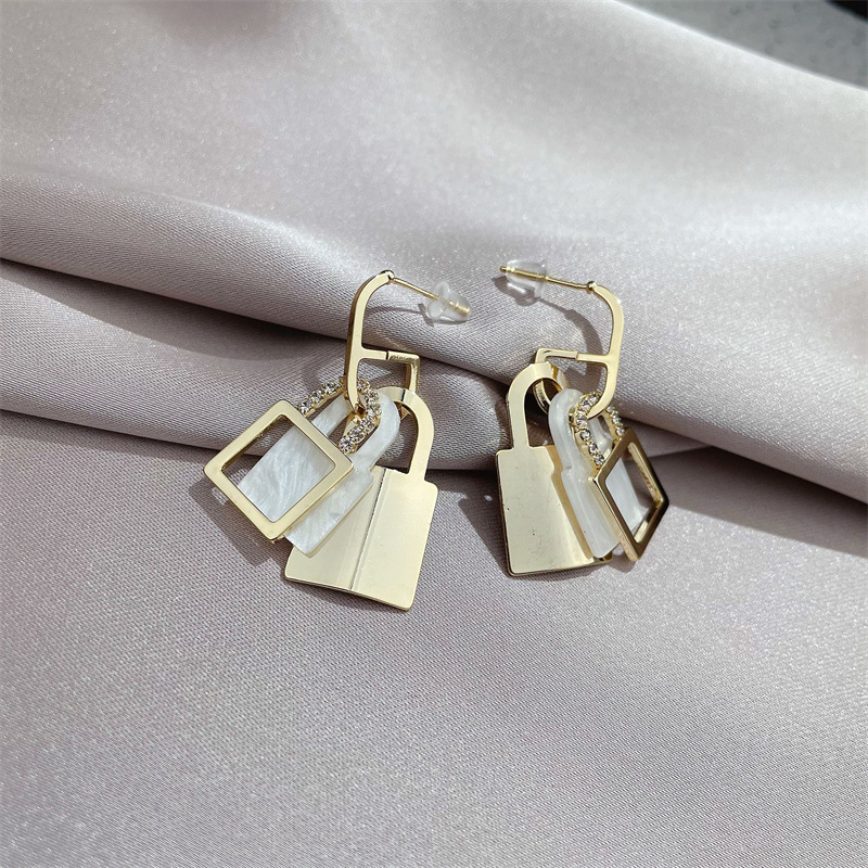 Fashion Shell Metal Geometric Square Multi-layer Earrings display picture 4