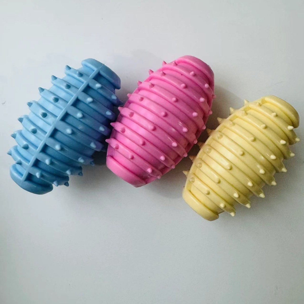 Juguetes de voz de perro resistentes a la mordida de oro corky dientes limpiadores de dientes molares entrenamiento para perros pequeños juguetes para mascotas al por mayor