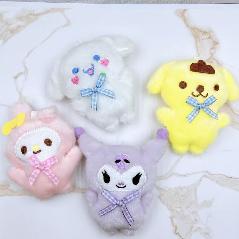 Cute and Popular Kuromi Plush Toy 4inch Claw Machine Doll Wholesale Cartoon Sanrio Bag Pendant