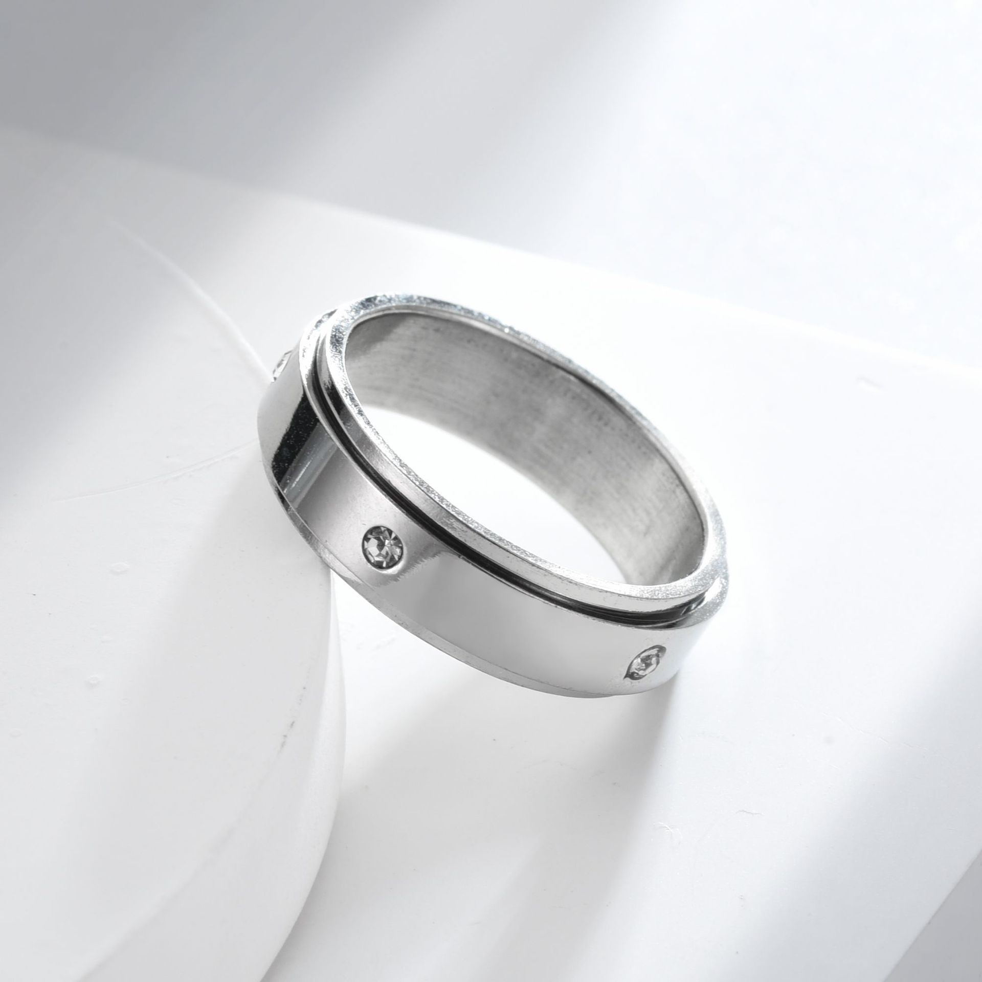 Men's Gender Retro Classic Style Solid Color 304 Stainless Steel Plating Men's Anxiety Ring Men Signet Rings