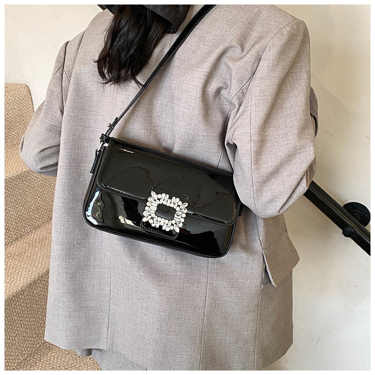 Korean style trendy underarm bag 2025 summer new women's bag, stylish diamond-encrusted single-shoulder bag, patent leather shiny crossbody bag undefined
