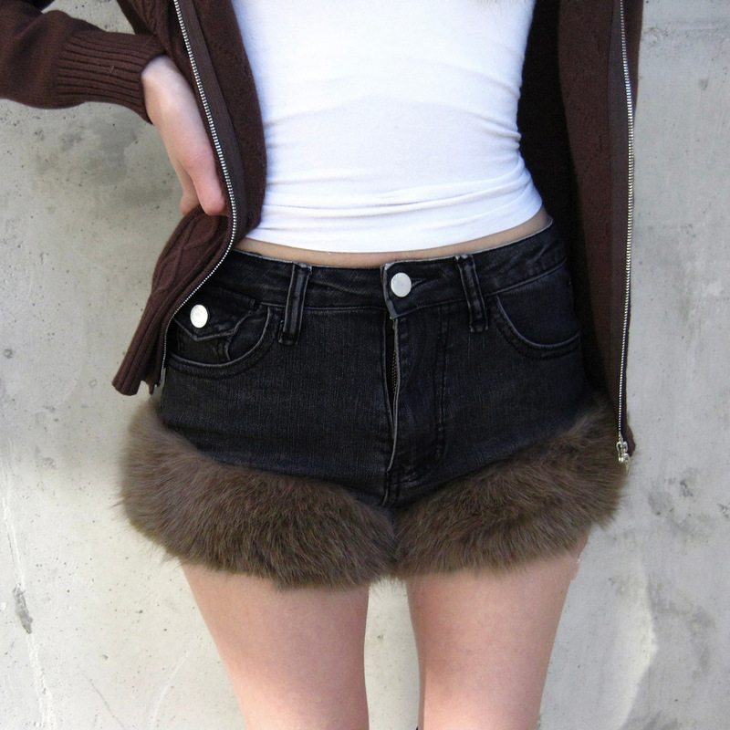 Autumn and Winter Melard Fur Patchwork Korean Style Low-Waist Jeans, Trendy and Unique Women's Fashion, Sexy Shorts for Hot Girls Autumn and Winter Melard Fur Patchwork Korean Style Low-Waist Jeans, Trendy and Unique Women's Fashion, Sexy Shorts for Hot Girls