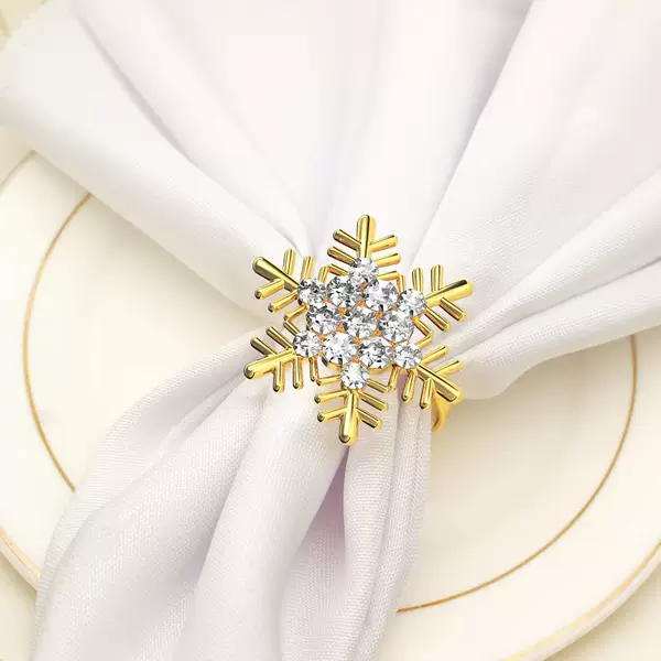 Golden Snowflake Christmas Napkin Ring Table Decoration Suitable for Christmas Thanksgiving Holiday Party Ornaments