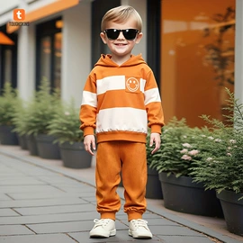 童套装;童连衣裙;童卫衣