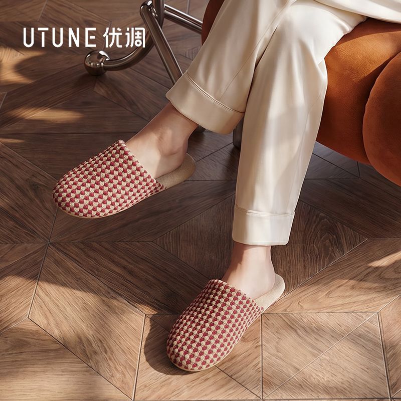 2026 New Winter Machine-Washable Warm Cotton Slippers for Women, Indoor Home Use, Non-Slip Closed-Toe for Men, Floor Slippers 2026 New Winter Machine-Washable Warm Cotton Slippers for Women, Indoor Home Use, Non-Slip Closed-Toe for Men, Floor Slippers