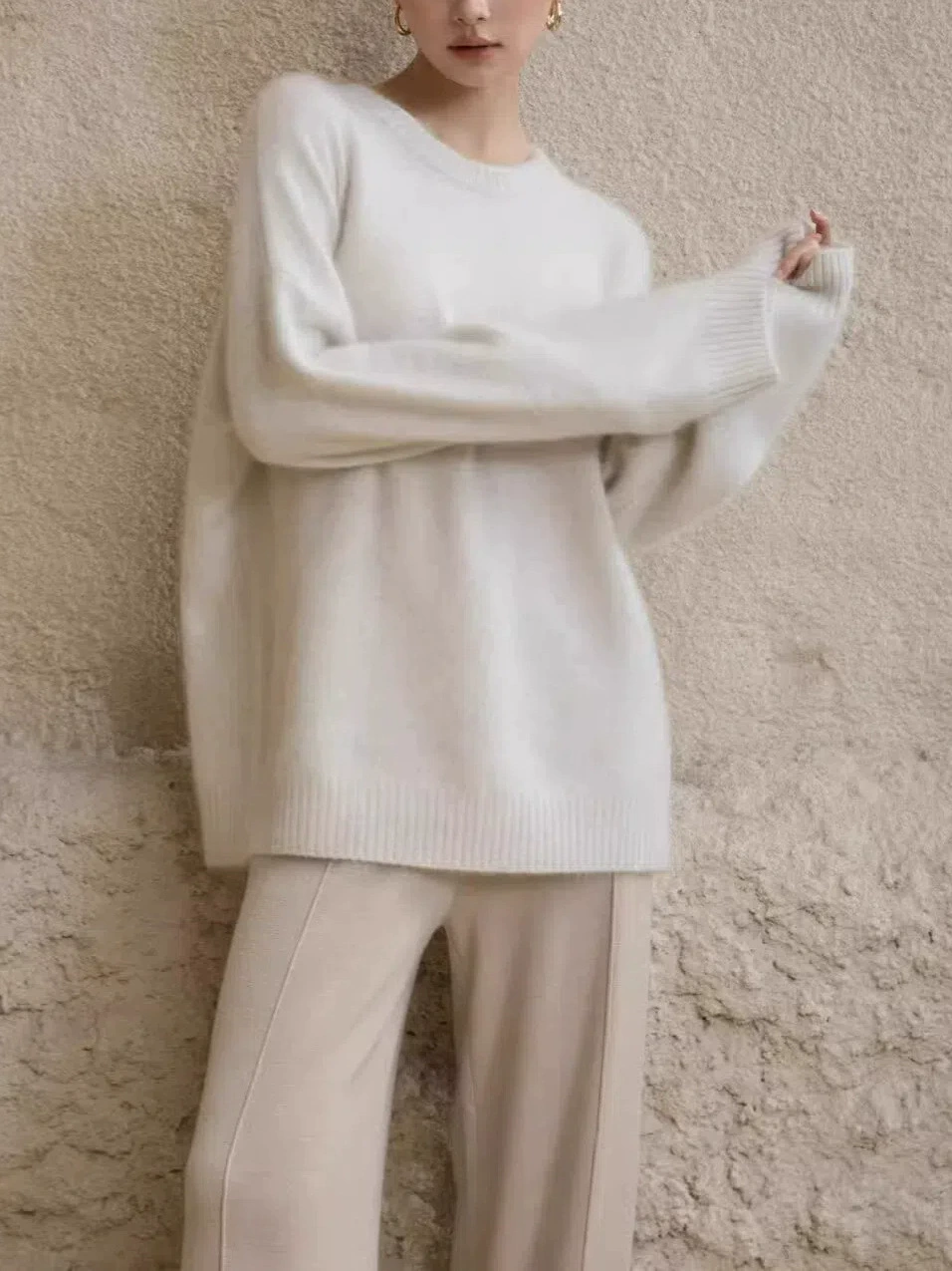 White demi-season knitted sweater, increased thickness