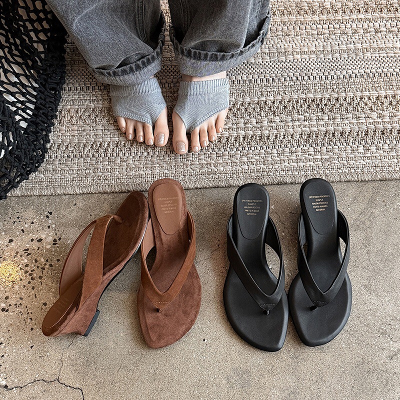 Dropshipping~26 Summer Style First-Layer Cowhide Leather Outdoor Wedge Flip-Flops with Toe Clip, Korean Style Beach Sandals