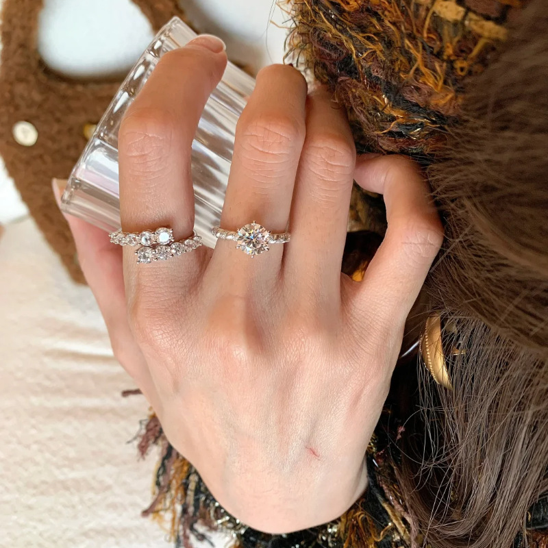 Vintage ring met geborstelde zirkonia voor dames, modieus, exclusief, verfijnd, veelzijdig, hoogwaardig, open wijsvingerring_voghion.com