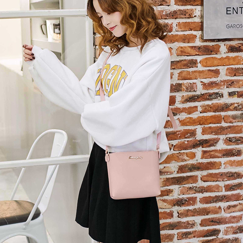 Simple bag 2021 Korean version new simple women's bag Single Shoulder Messenger Bag leisure small fresh fashion small square bag