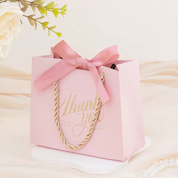 Cross-border candy box Amazon gift handbag creative fresh white gift bag wedding candy box packaging