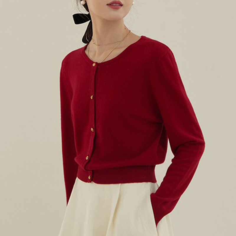 French Romantic Round Neck Short Top Cotton Sweater Knitted Cardigan Jacket Spring Autumn and Winter New Large Size Women's Clothing French Romantic Round Neck Short Top Cotton Sweater Knitted Cardigan Jacket Spring Autumn and Winter New Large Size Women's Clothing