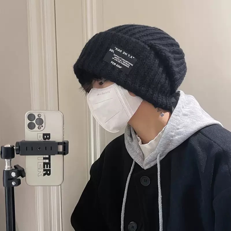 中高年男性の冬用暖かい耳保護帽子、高齢者、お父さん、おじいちゃん、冬用の厚いニットウール帽子|undefined