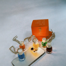 汽车挂件香水瓶子饰品玻璃车用品批发内饰吊坠车内装饰菱除异味