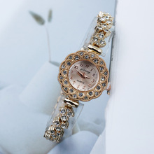 �羳�¿�Ůʿ�r���ֱ��荻��䔵�ָ߼���С�����e��ŮʿʯӢ�ֱ�