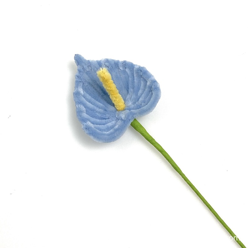 手織りの部品は花の赤い掌のねじり棒の単一の完成品の年の夜花の部品のカラーを模倣します。|undefined