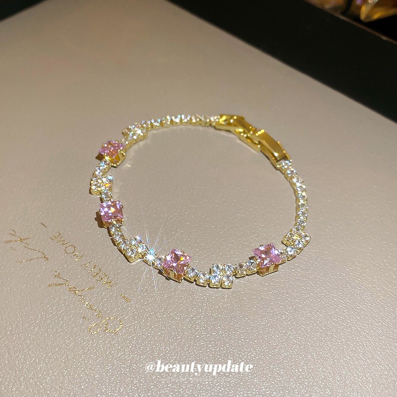 Zircon garra cuadrada pulsera de diamantes luz estilo de lujo nicho elegante pulsera dulce estilo coreano de moda de alta calidad pulsera del todo-fósforo