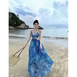 法式性感纯欲风不规则露腰显瘦吊带连衣裙女三亚海边度假拍照长裙