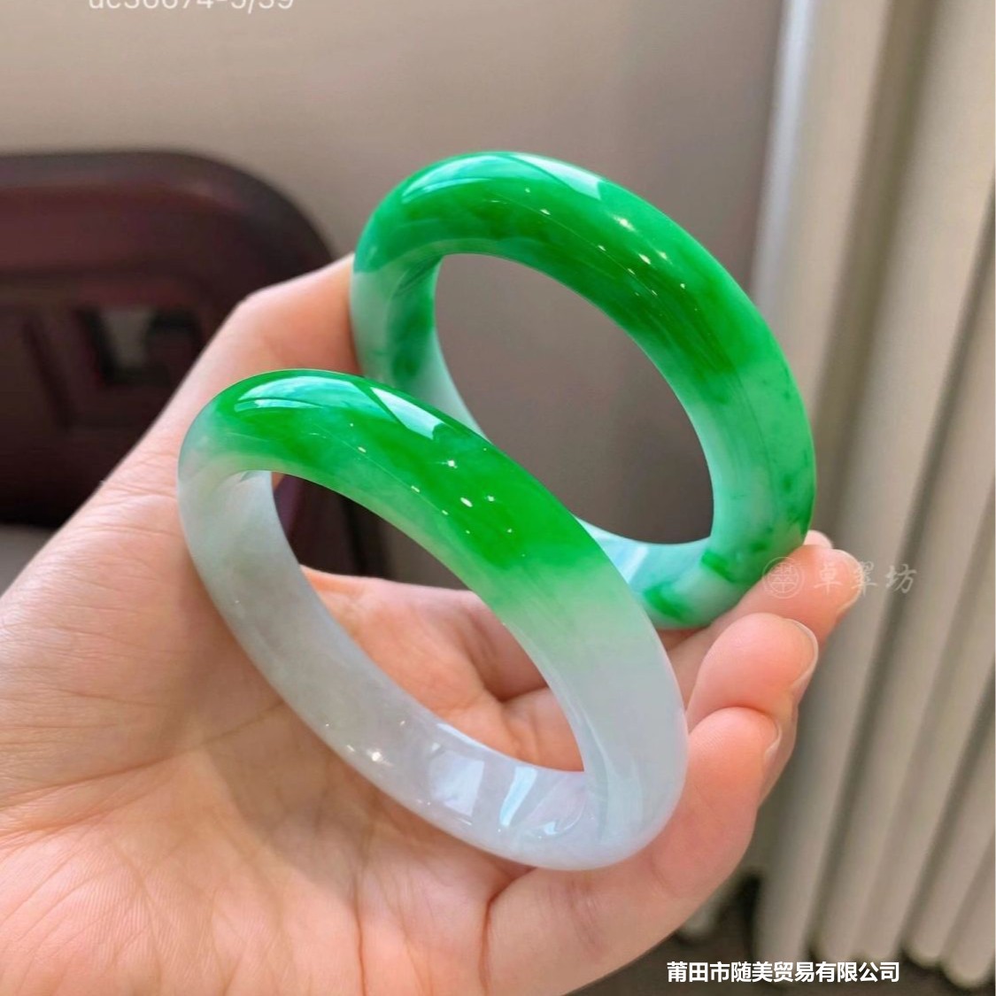 冰阳绿飘花辣绿白底青白绿缅甸翡翠手镯玉石玉镯子圆镯贵妃女送礼